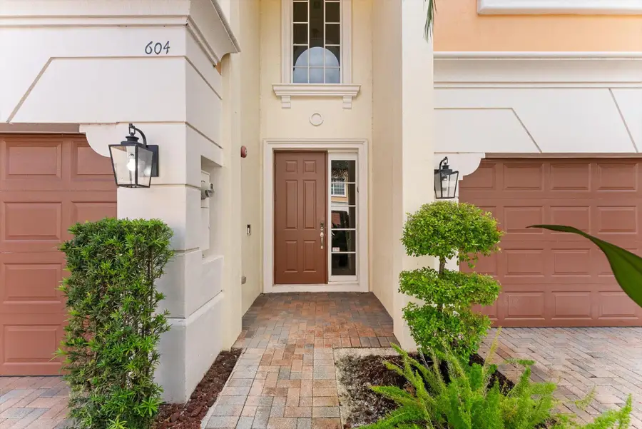 604 NE Francesca Lane, Boca Raton, FL 33487 - #2