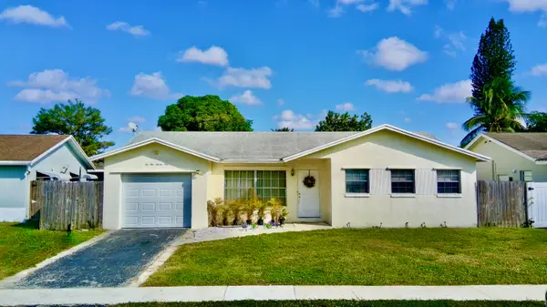 22710 SW 65th Circle, Boca Raton, FL 33428