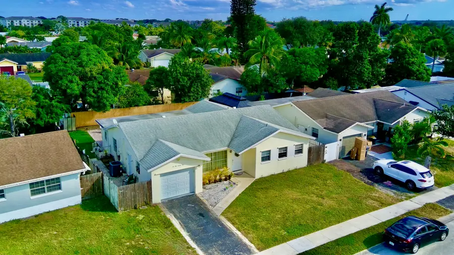 22710 SW 65th Circle, Boca Raton, FL 33428 - #2
