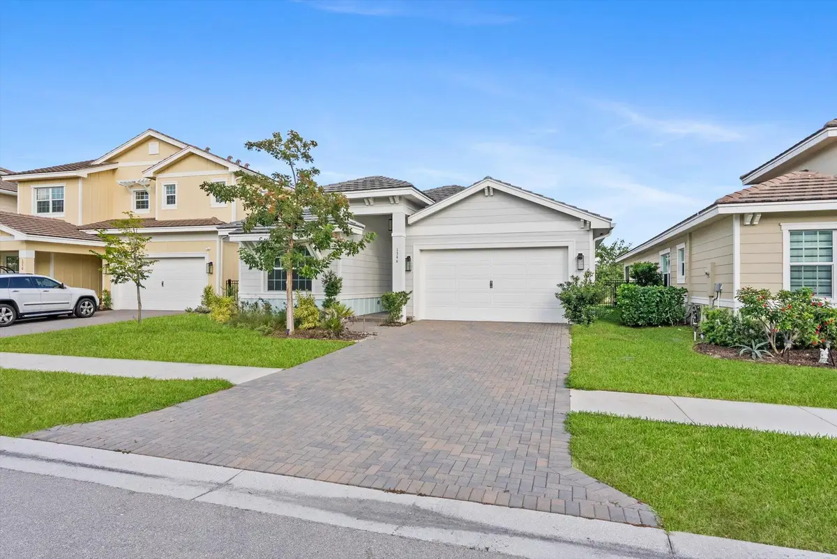 1346 Harvester Crossing, Loxahatchee, FL 33470 - #1