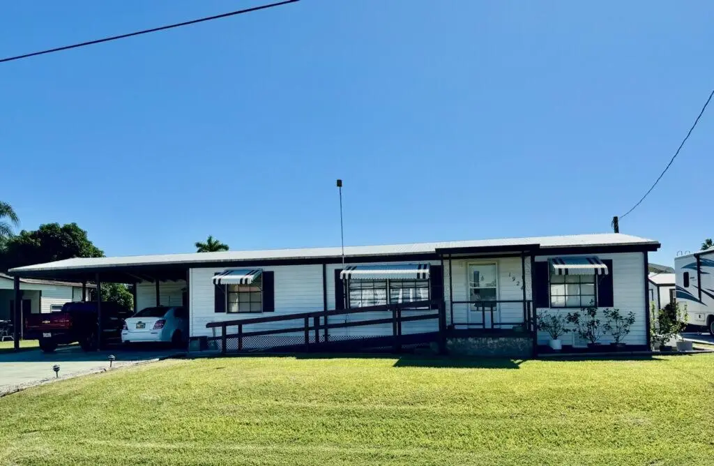 1924 SE 30th Street, Okeechobee, FL 34974 - #1