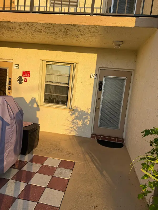 130 Lake Meryl Drive #126, West Palm Beach, FL 33411