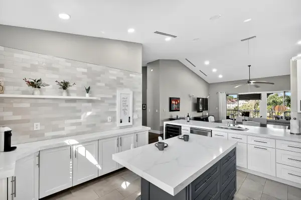 305 Ryder Cup Circle, Palm Beach Gardens, FL 33418