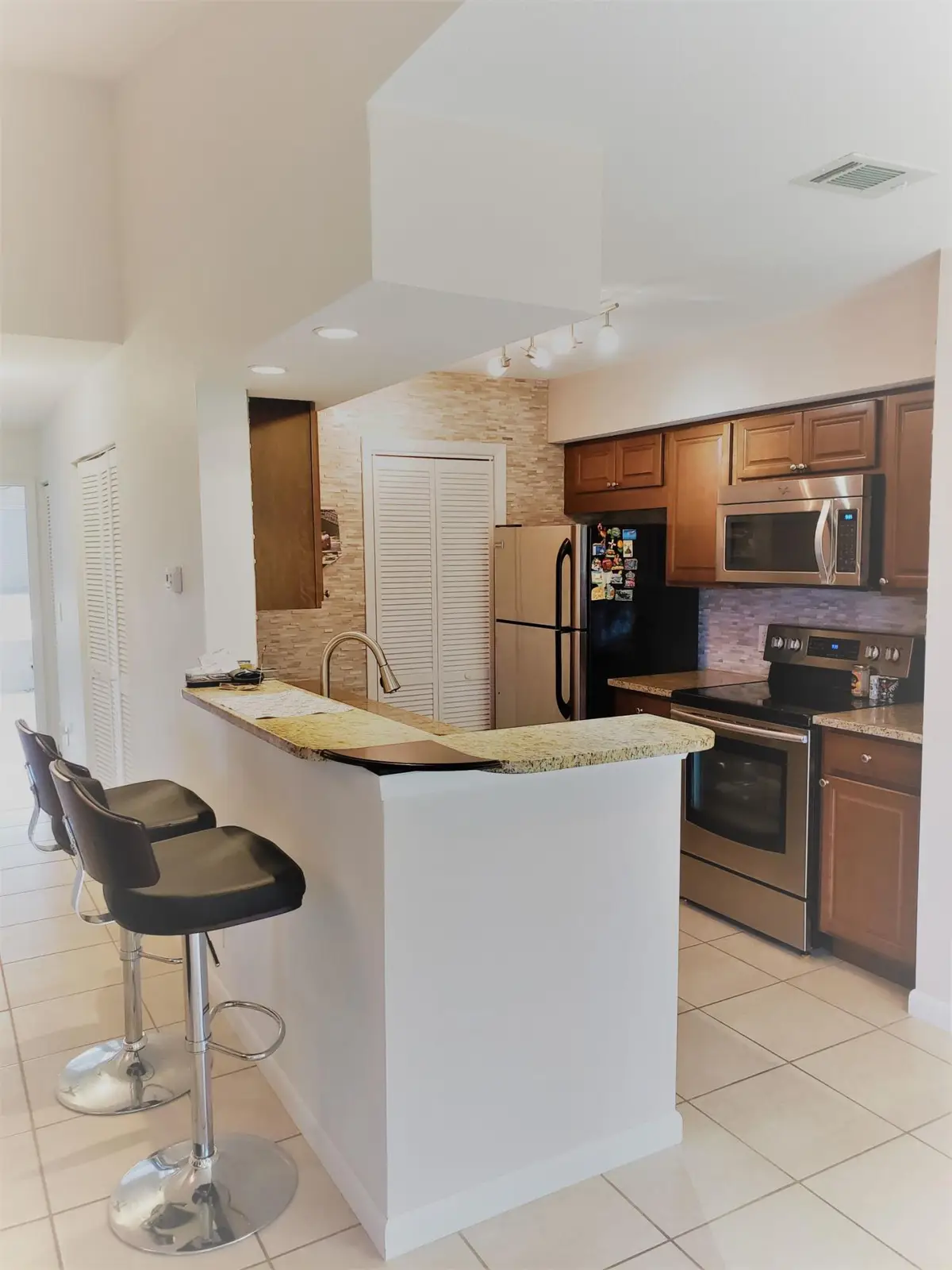 815 W Boynton Beach Boulevard #15-204, Boynton Beach, FL 33426 - #1