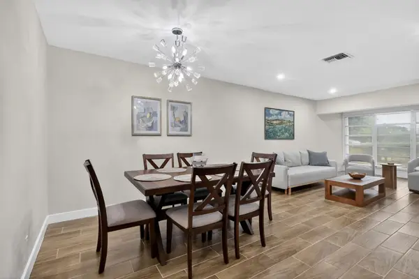 1101 Cactus Terrace #204, Delray Beach, FL 33445