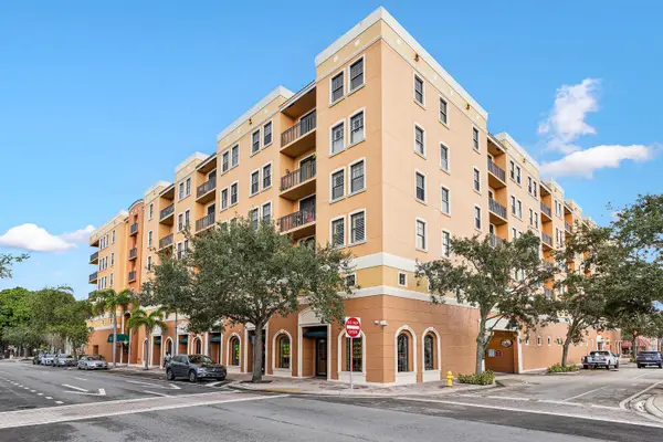 511 Lucerne Avenue #416, ,, FL 33460