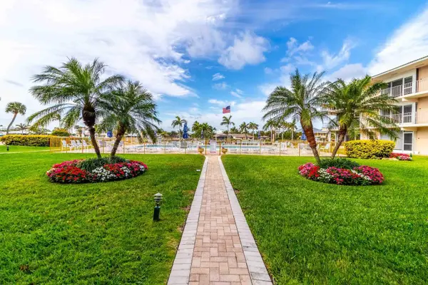 745 SE 19th Avenue #124, Deerfield Beach, FL 33441