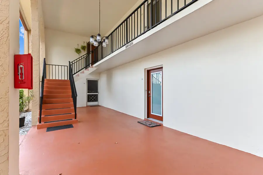 368 Lake Frances Drive, West Palm Beach, FL 33411 - #2