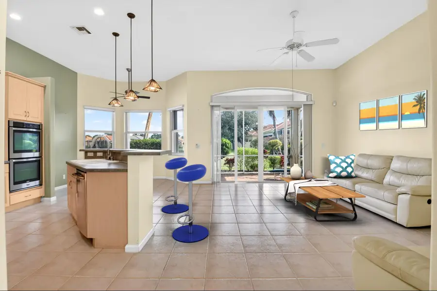 7204 Demedici Circle, Delray Beach, FL 33446 - #2