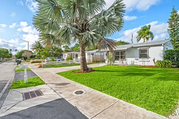 321 NW 51st Street, Oakland Park, FL 33309
