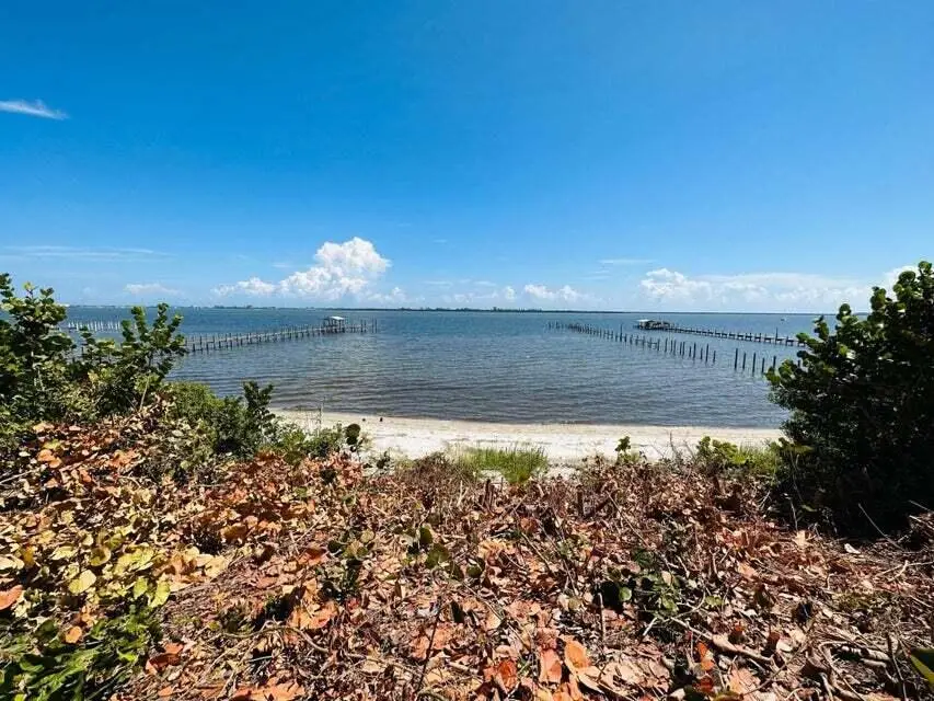 1811 S Indian River Drive, Fort Pierce, FL 34950 - #2