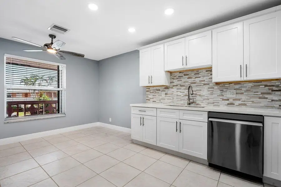 1740 NW 19th Terrace #204, Delray Beach, FL 33445 - #2