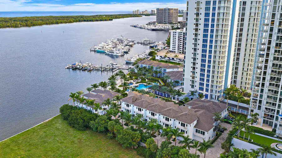 112 Water Club Court N, North Palm Beach, FL 33408 - #2