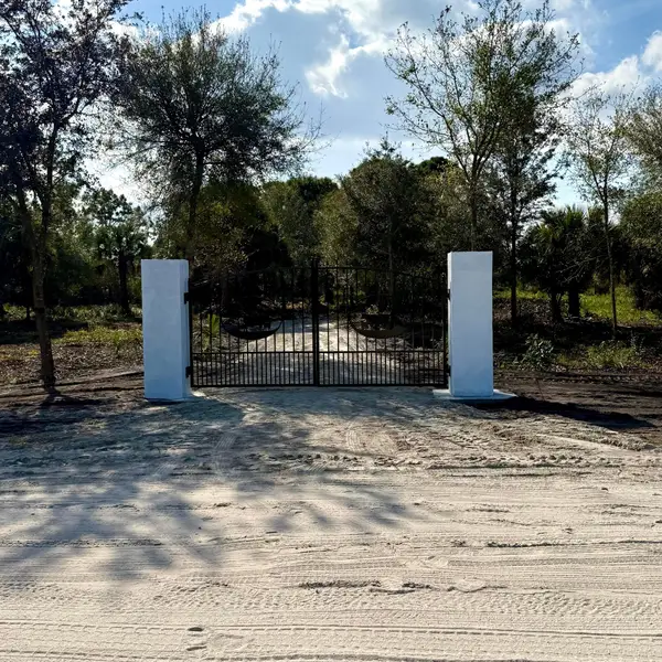 7805 21st Street Sw, Vero Beach, FL 32968