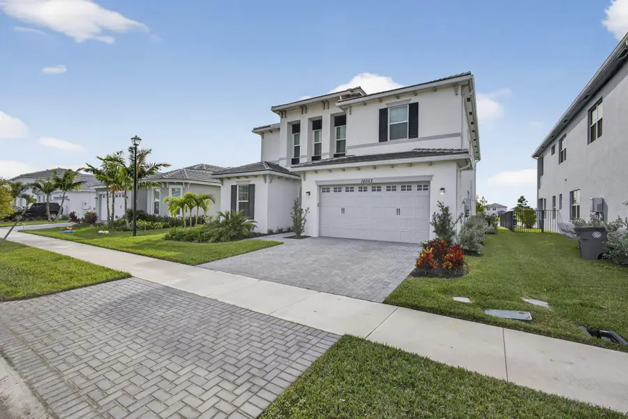 14052 Spruce Pine Drive, Wellington, FL 33470 - #2
