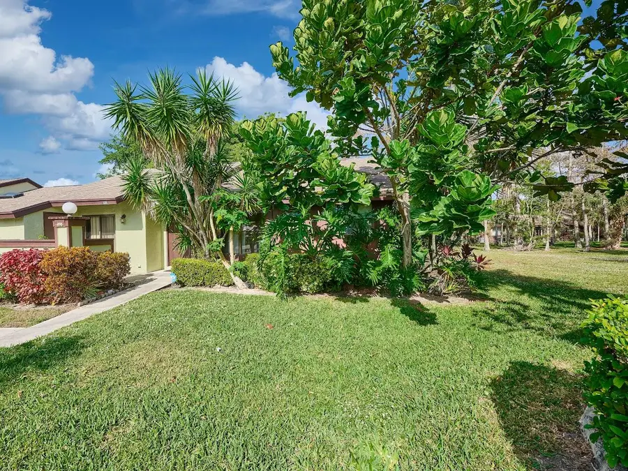 498 Iron Forge Ct Court, Royal Palm Beach, FL 33411 - #2