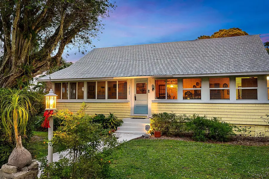 12165 SE Nassau Street, Hobe Sound, FL 33455 - #3