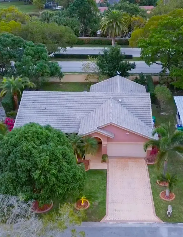 4555 NW 88 Terrace, Coral Springs, FL 33065