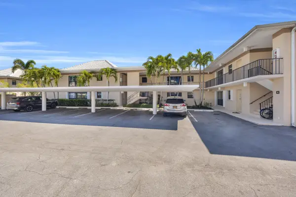 4 SE Turtle Creek Drive #E, Jupiter, FL 33469