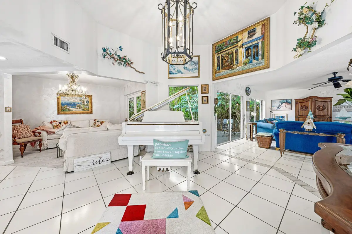 800 Lagoon Lane, Lantana, FL 33462 - #1