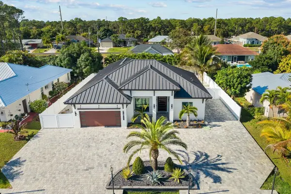 3291 SE West Snow Road, Port St Lucie, FL 34984