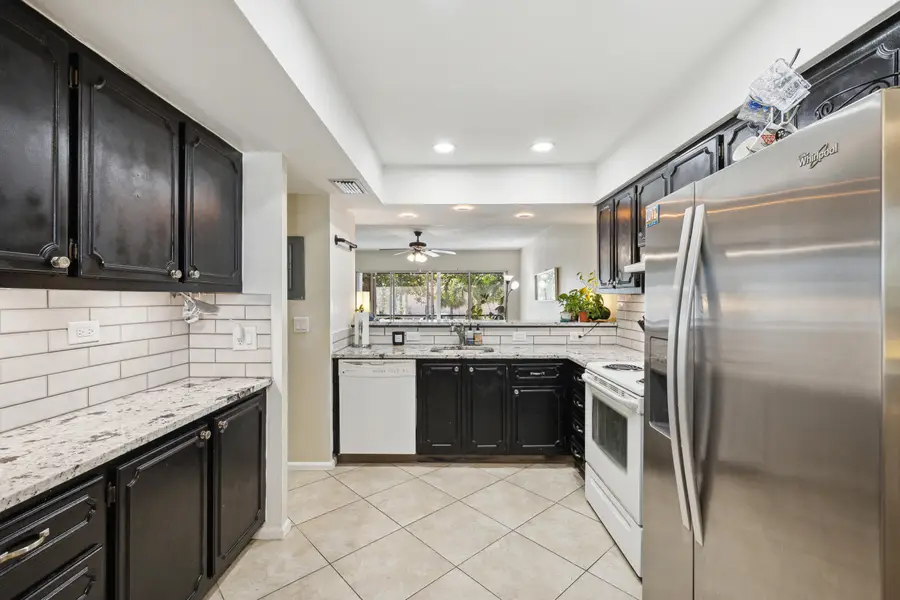 3075 E Gardens East Drive #32, Palm Beach Gardens, FL 33410 - #2