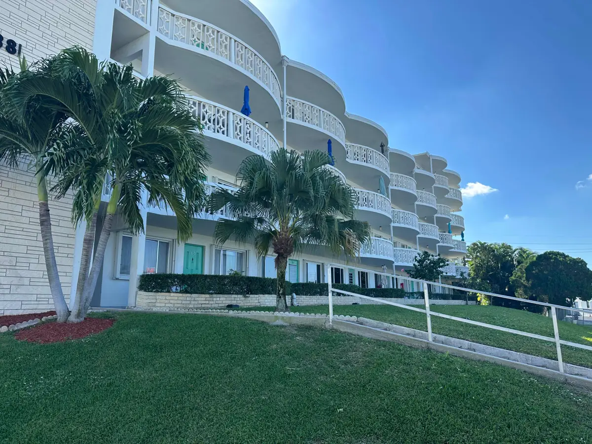 2381 Sunset Avenue #216, Lake Worth, FL 33461 - #1