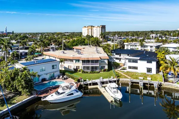 2201 SE 9th Street #107, Pompano Beach, FL 33062