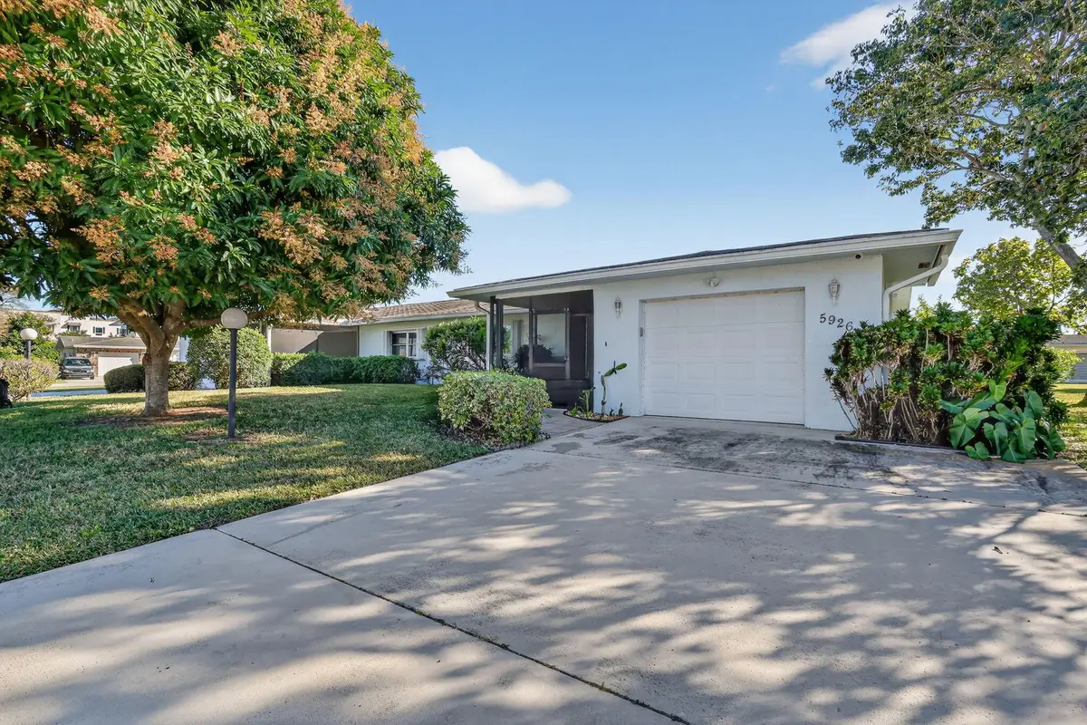 5926 N Los Alamos Lane, Delray Beach, FL 33484 - #1
