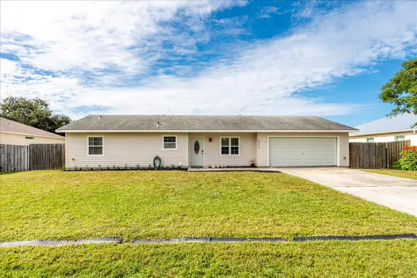 1972 SE Esterbrook Street, Port St Lucie, FL 34983