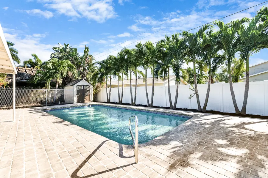912 SE 8th Court, Deerfield Beach, FL 33441 - #2