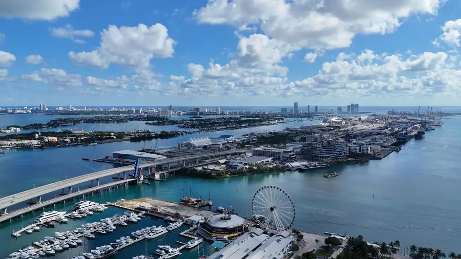 398 NE 5th Street #1715, Miami, FL 33132 - #2