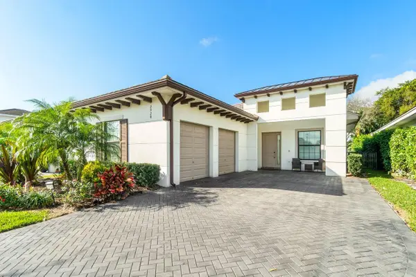 2928 Gin Berry Way, West Palm Beach, FL 33401