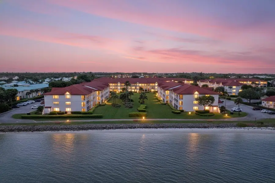 110 Half Moon Circle #D1, Hypoluxo, FL 33462 - #2