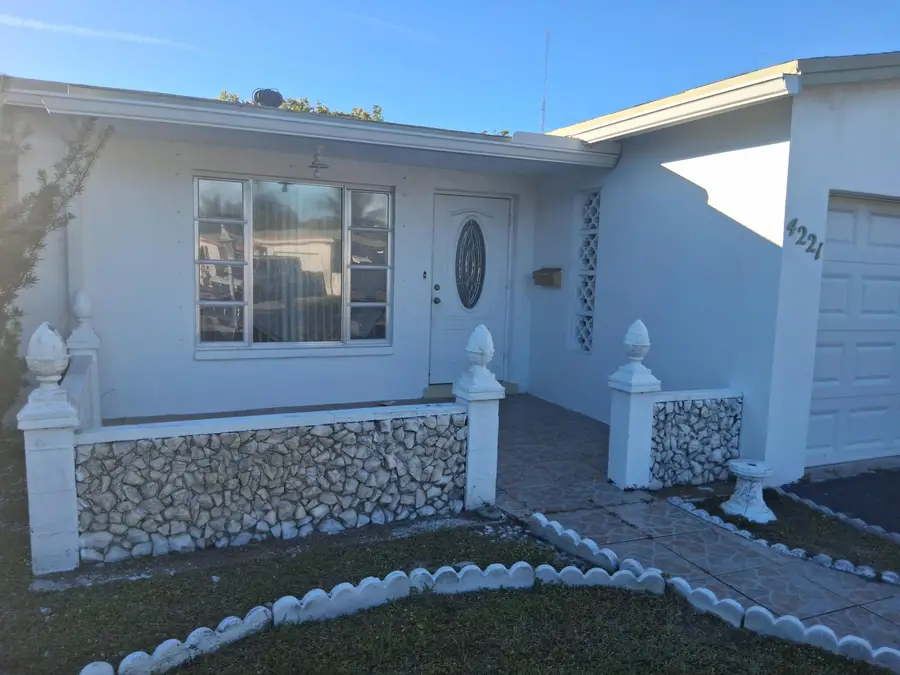 4221 NW 51st Avenue Ne, Lauderdale Lakes, FL 33319 - #3