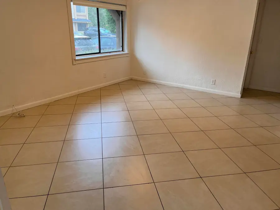 208 Wimbledon Lake Drive #208, Plantation, FL 33324 - #2