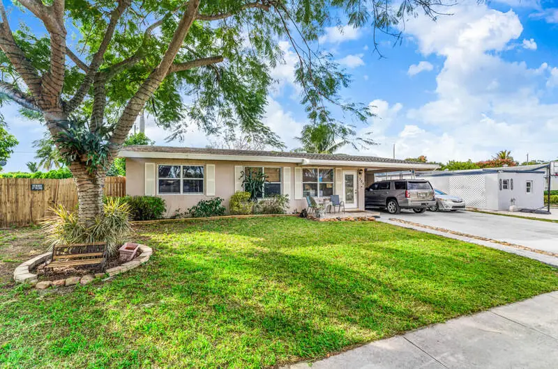 305 Henthorne Drive, Palm Springs, FL 33461 - #3