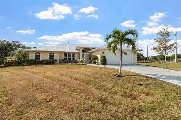 4661 NW Bogi Court, Port St Lucie, FL 34983