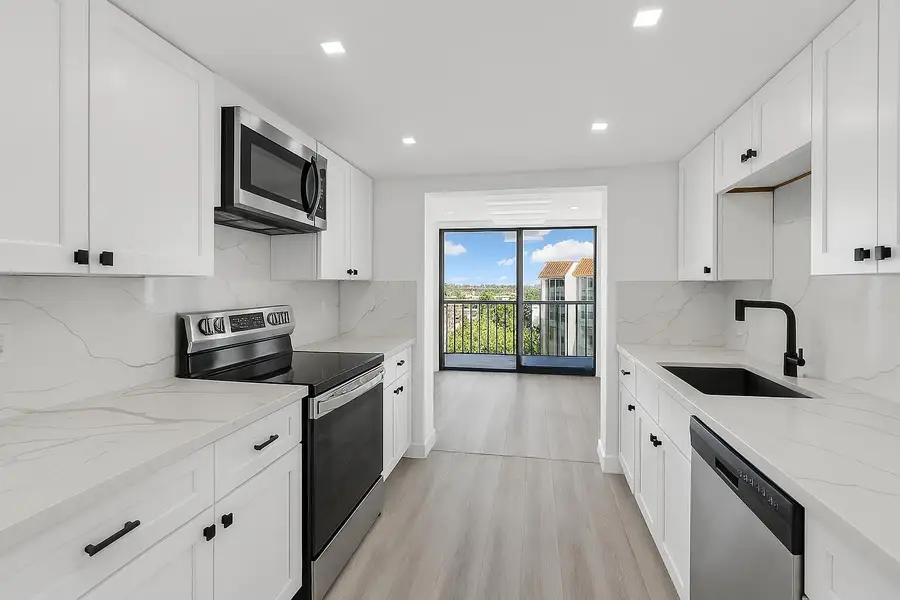 859 Jeffery Street #810, Boca Raton, FL 33487 - #2