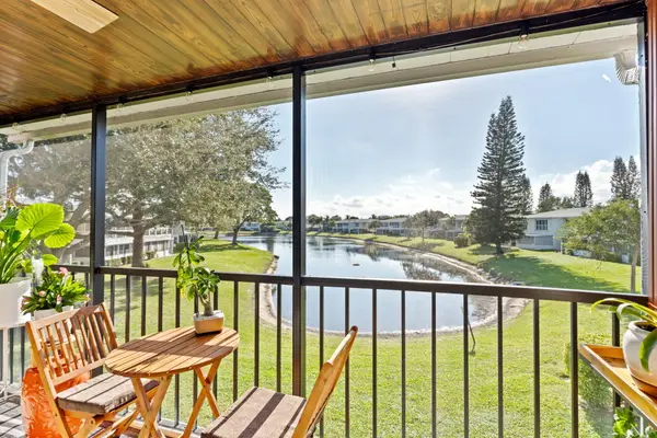 1540 NW 18th Avenue #203, Delray Beach, FL 33445