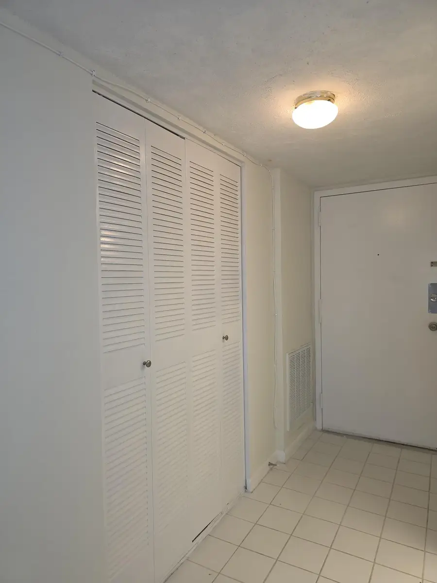 470 Executive Center Drive #2k, West Palm Beach, FL 33401 - #2