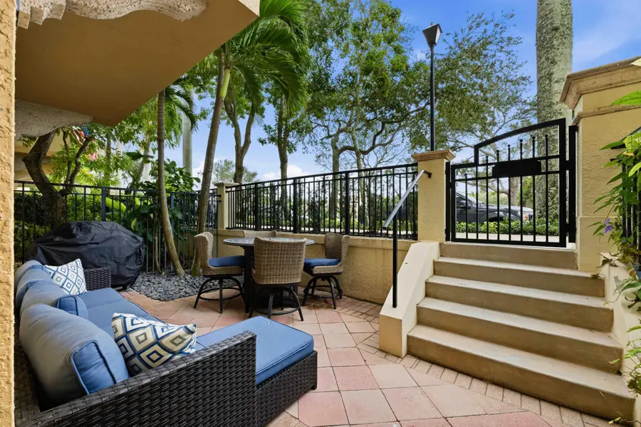 11850 Valencia Gardens Avenue, Palm Beach Gardens, FL 33410 - #2