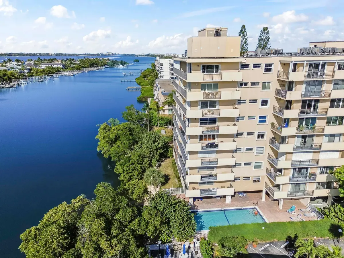 3581 S Ocean Boulevard #2d, South Palm Beach, FL 33480 - #1