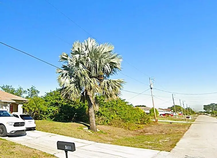 2706 27th Street Sw, Lehigh Acres, FL 33976 - #1