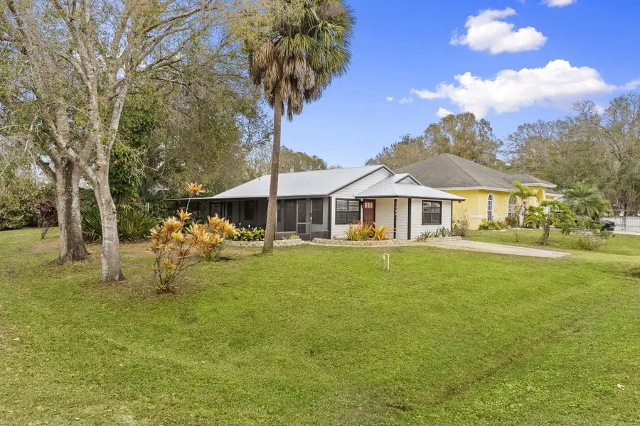 3585 SE 8th Street, Okeechobee, FL 34974 - #3