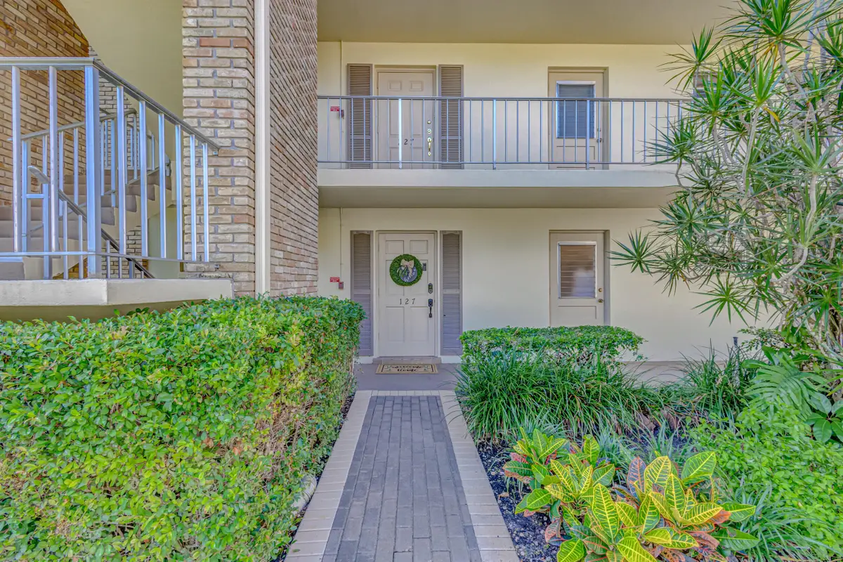 5560 Tamberlane Circle #127, Palm Beach Gardens, FL 33418 - #1