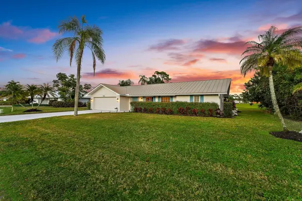 3881 SE Fairway W, Stuart, FL 34997