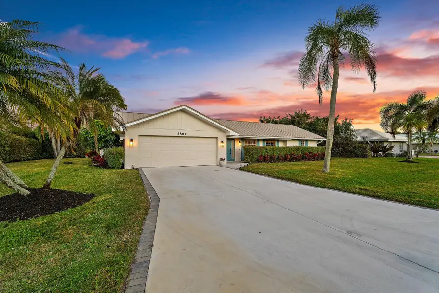 3881 SE Fairway W, Stuart, FL 34997 - #3