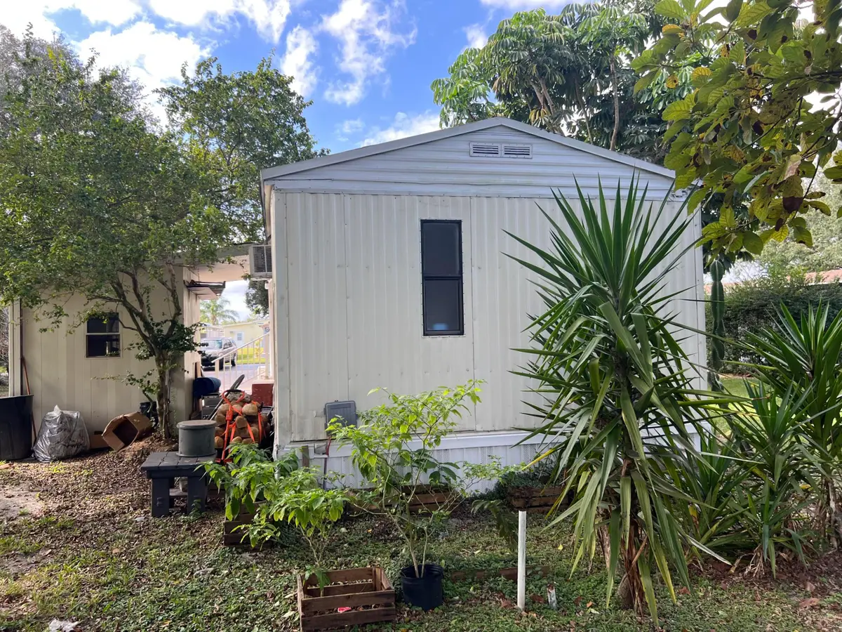 6730 NW 44th Way #Lot T-18, Coconut Creek, FL 33073 - #1