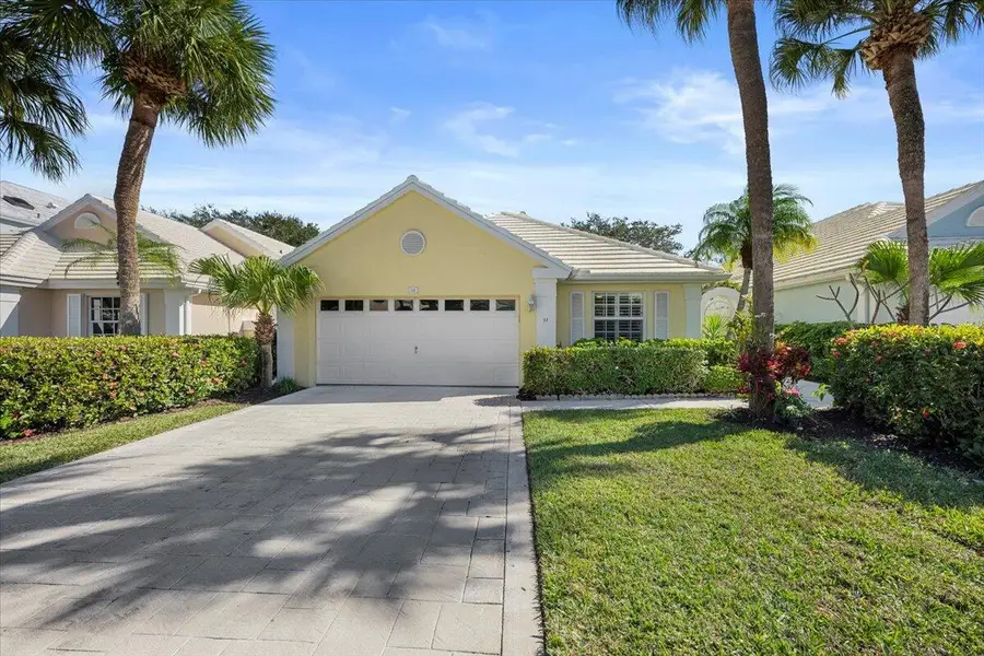 11 Dorchester Circle, Palm Beach Gardens, FL 33418 - #2